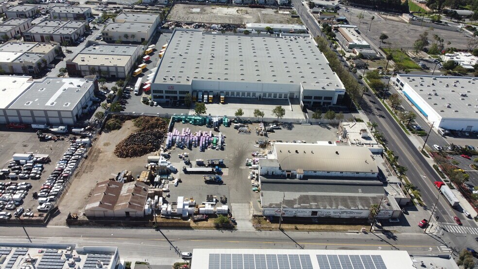 More Photos Of 1244 N Anaheim Blvd, Anaheim Warehouse For Lease