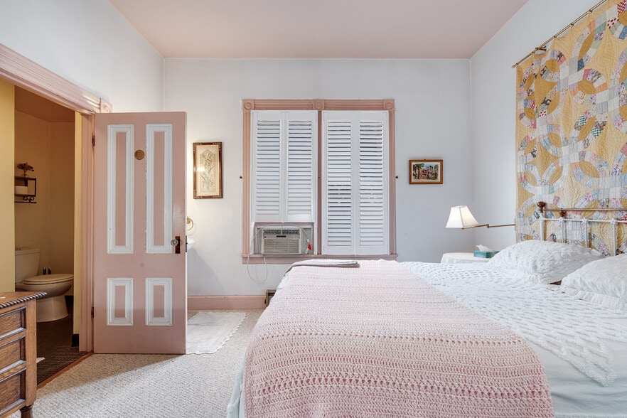 More Photos Of , Sonoma Unknown For Sale