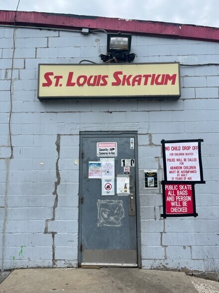 More Photos Of 120 E Catalan St, Saint Louis Skating Rink For Sale