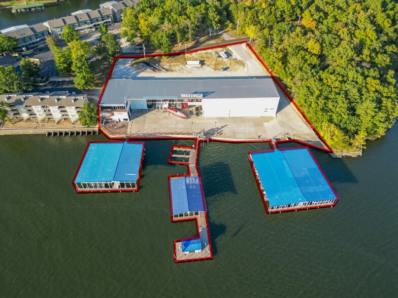 More Photos Of 6550 Pelican Dr, Osage Beach Marina For Sale