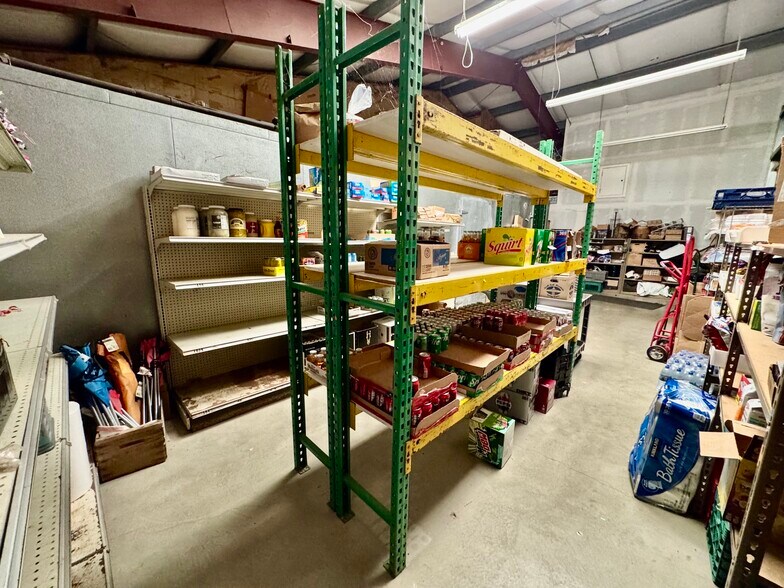 More Photos Of 40 Sherman st, Petrolia General Retail For Sale