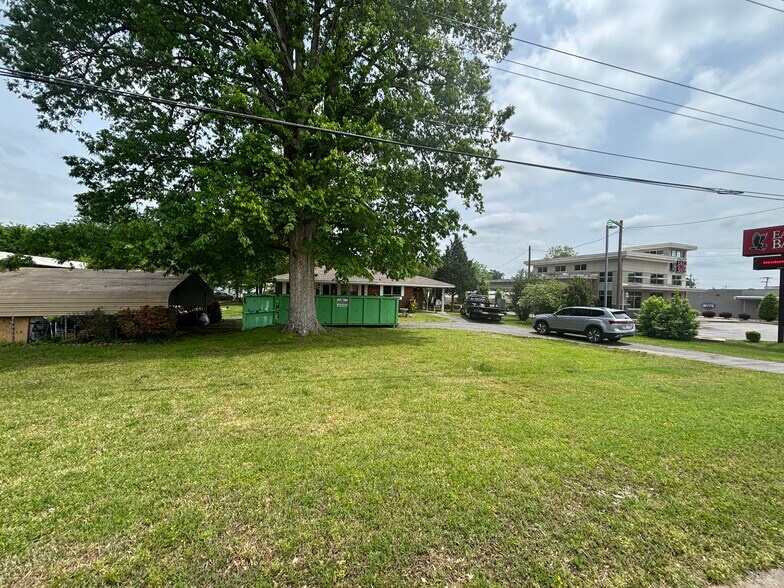 More Photos Of 14606 Highway 107, Jacksonville Specialty For Sale