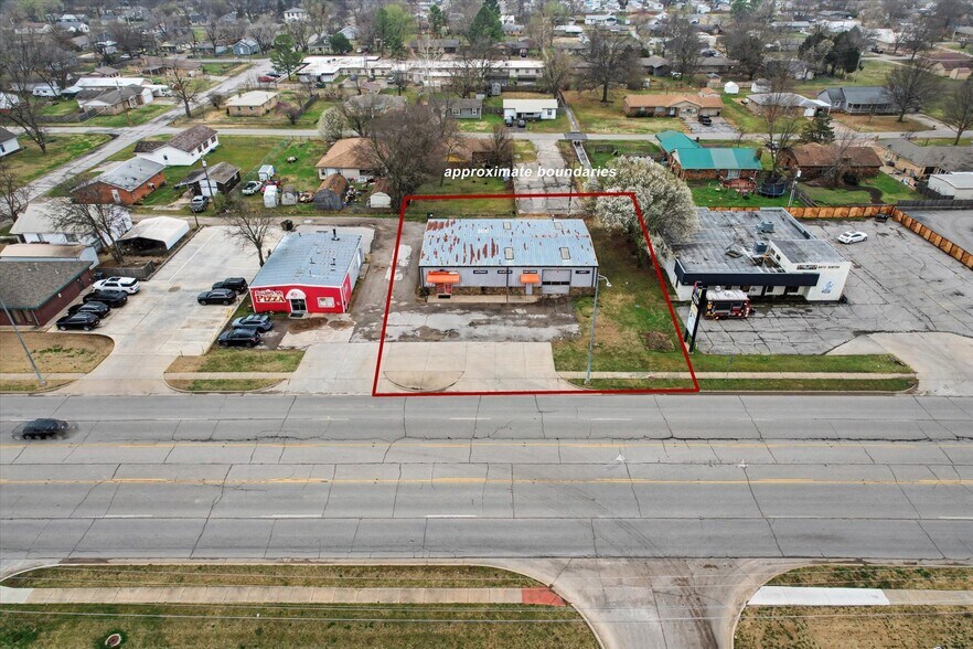 More Photos Of 603 W Rogers Blvd, Skiatook Freestanding For Sale