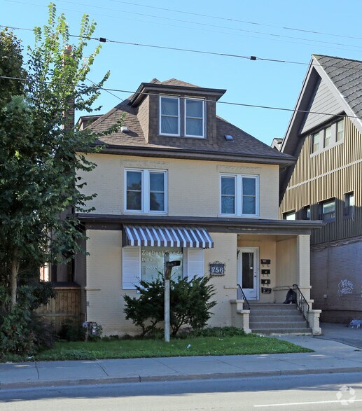 More Photos Of , Hamilton General Retail For Sale