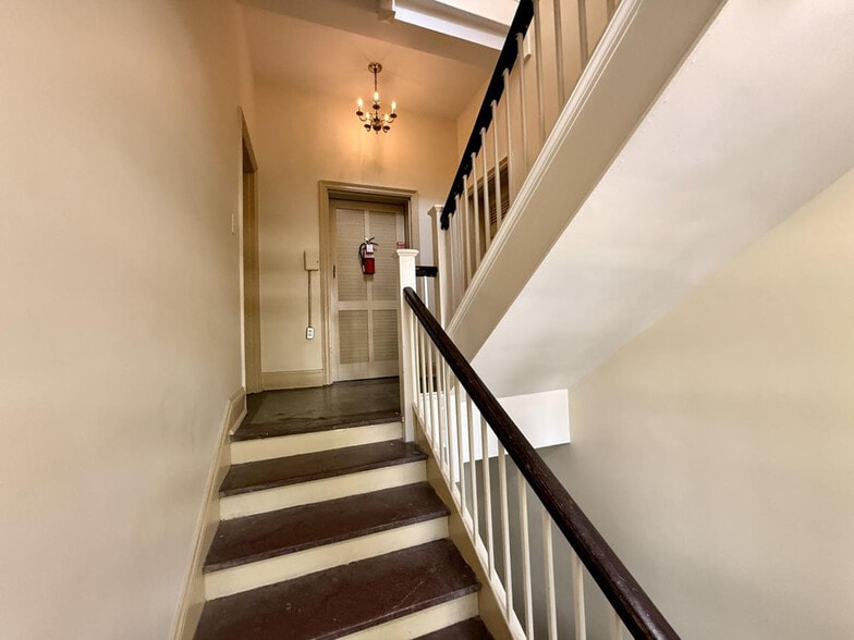 More Photos Of 915 Raleigh Road Pky W, Wilson Apartments For Sale