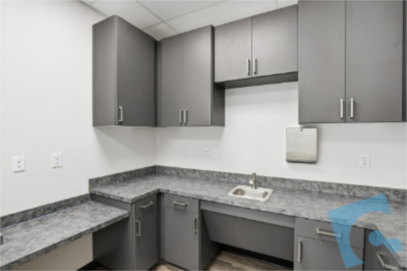 More Photos Of 9045 Mid Cities Blvd, North Richland Hills Medical For Lease