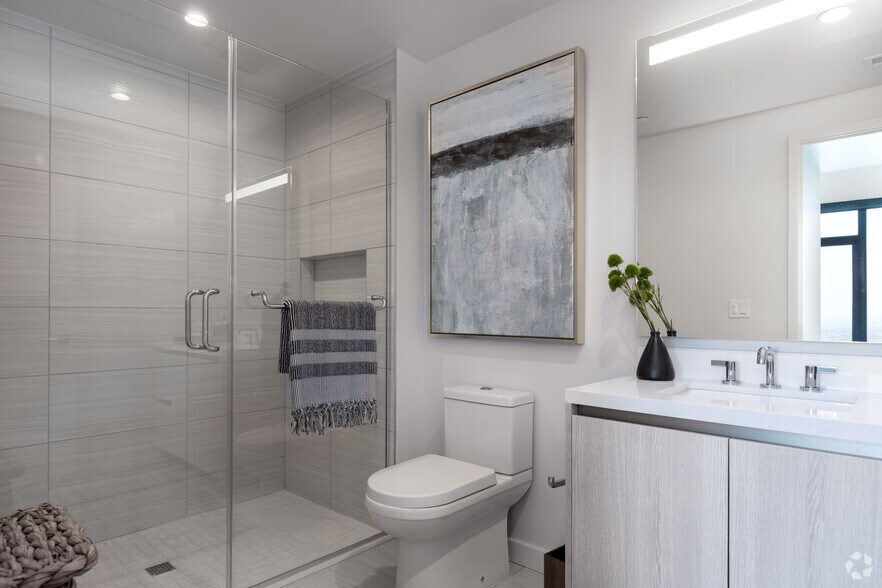 More Photos Of 385 14th St, Oakland Apartments For Lease