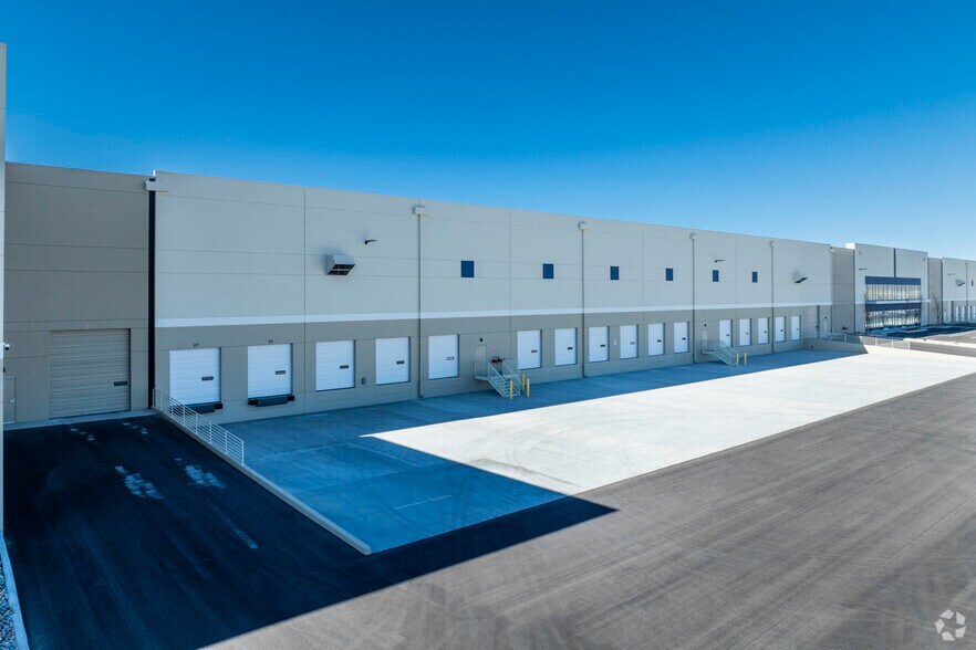 More Photos Of 850 Commerce Center Dr, Fernley Distribution For Lease
