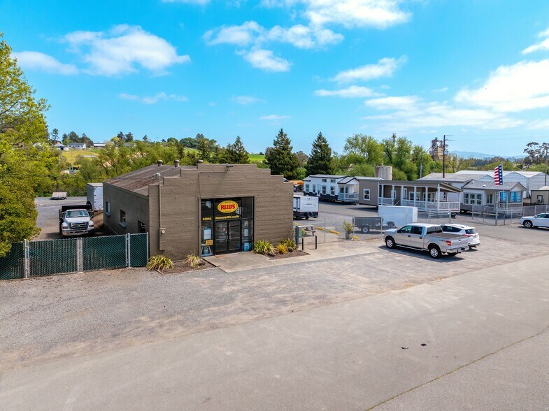 More Photos Of 5500 Old Redwood Hwy, Petaluma Land For Lease