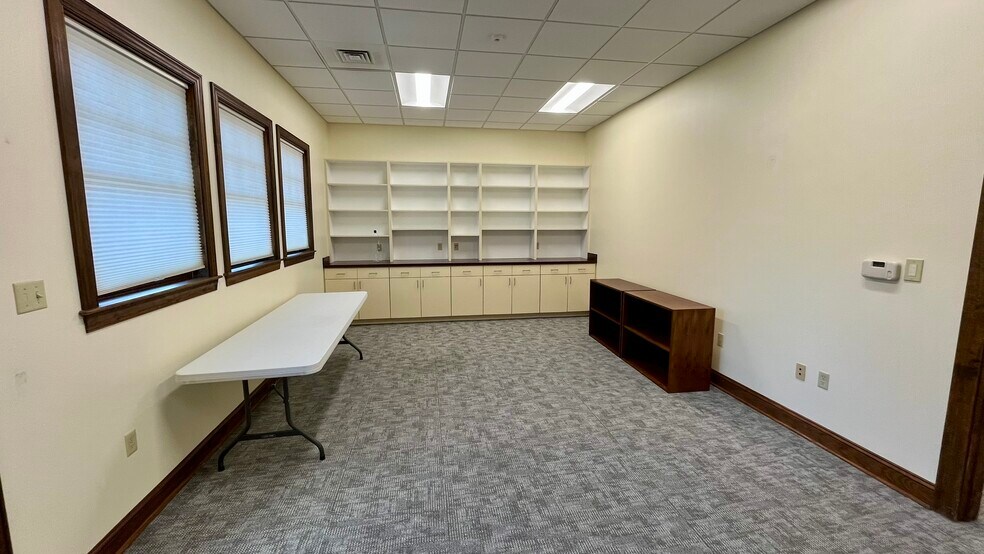 More Photos Of 125 N Lakeshore Dr, Lake Junaluska Office For Lease