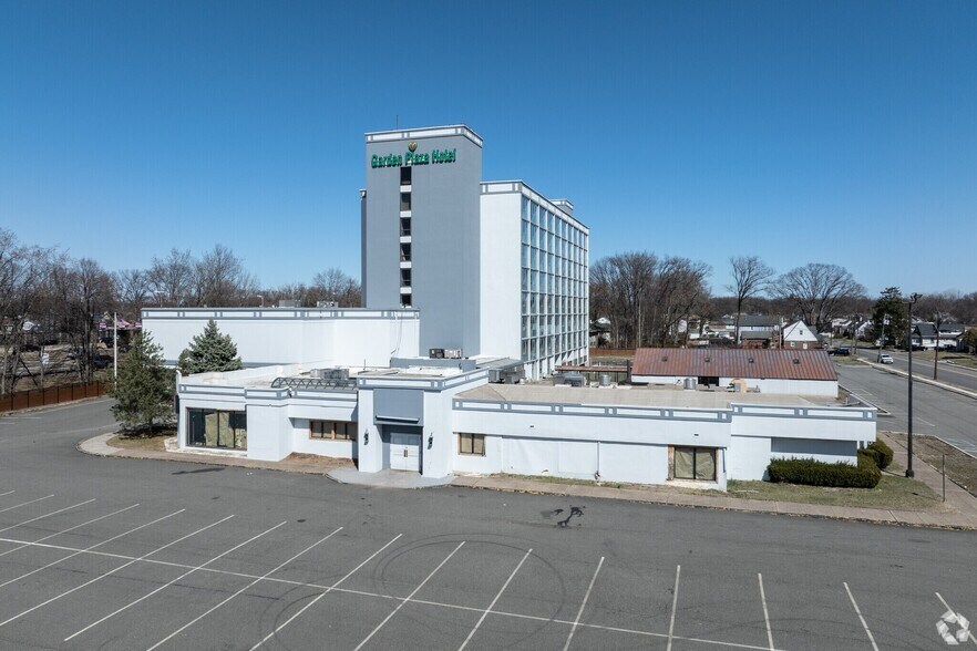 Primary Photo Of 129 Pehle Ave, Saddle Brook Hotel For Sale