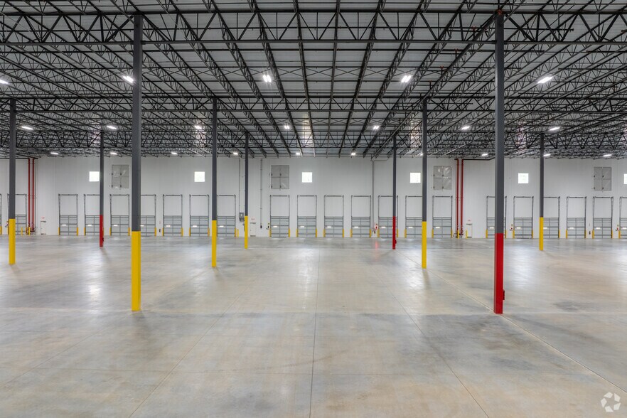 More Photos Of 350 Raco Pky, Pendergrass Unknown For Lease