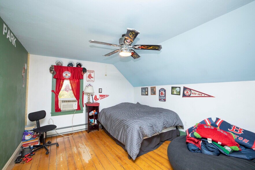 More Photos Of 121 Wood St, Middleborough Storefront Retail Residential For Sale