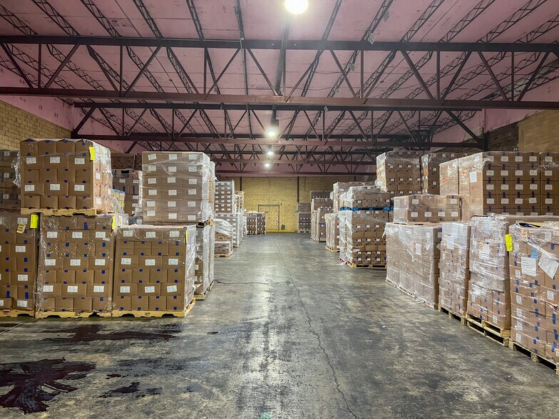 More Photos Of 101 W Bronson St, Decatur Refrigeration Cold Storage For Sale