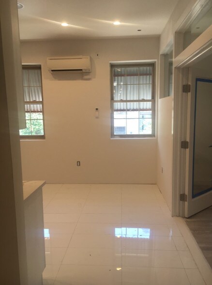 More Photos Of 30-34 Newark St, Hoboken Loft Creative Space For Lease