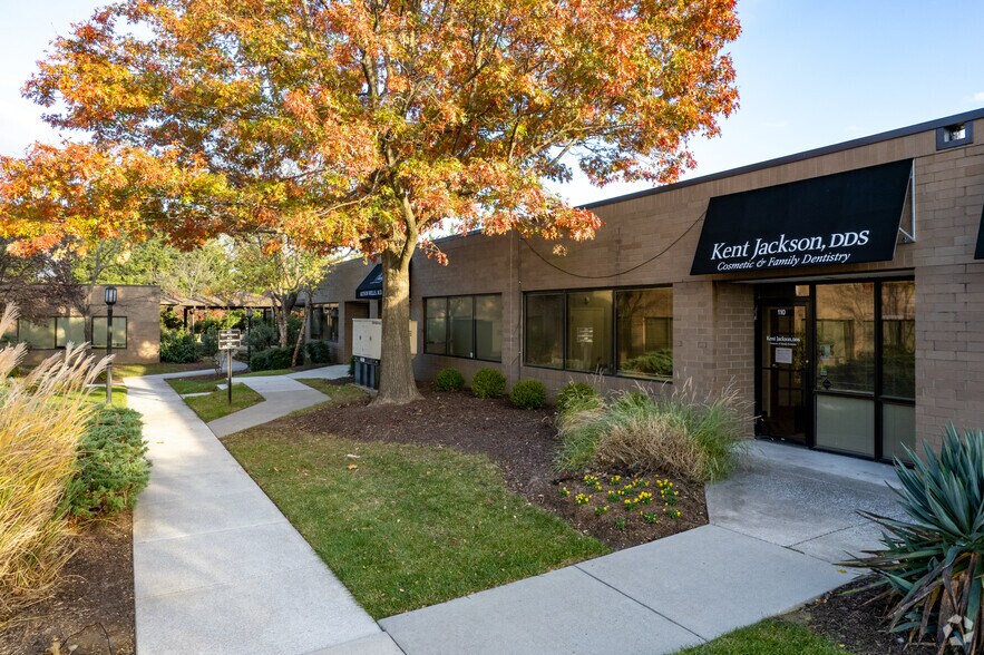 More Photos Of 10151 York Rd, Cockeysville Unknown For Lease