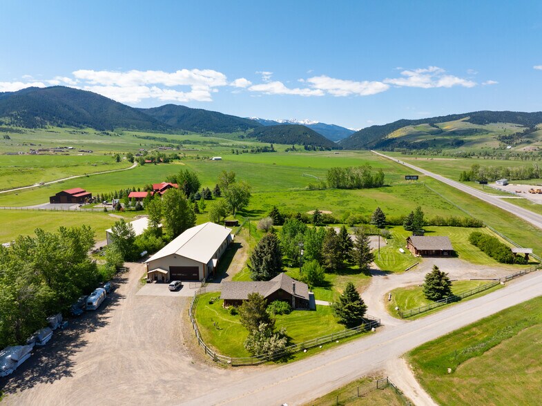 More Photos Of 70 Williams Rd E, Gallatin Gateway Flex For Sale