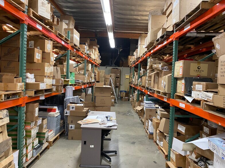 More Photos Of 6855 Vineland Ave, North Hollywood Warehouse For Sale