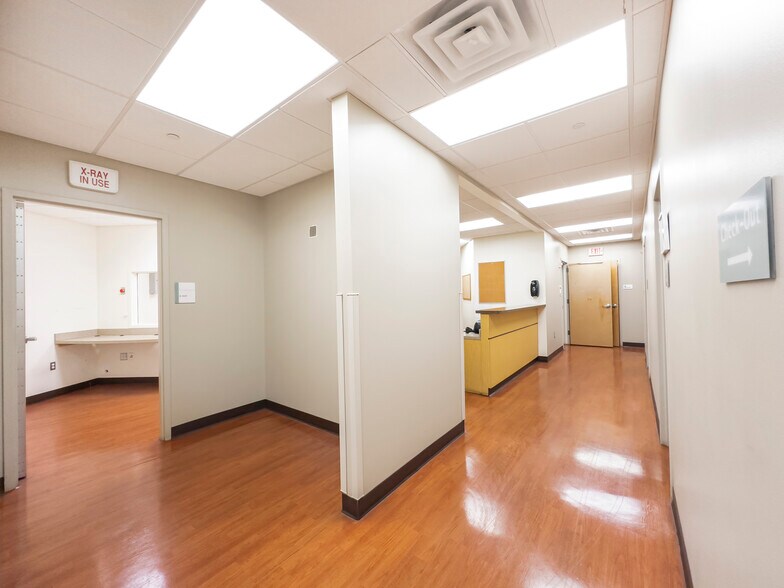 More Photos Of 261 Old York Rd, Jenkintown Medical For Lease