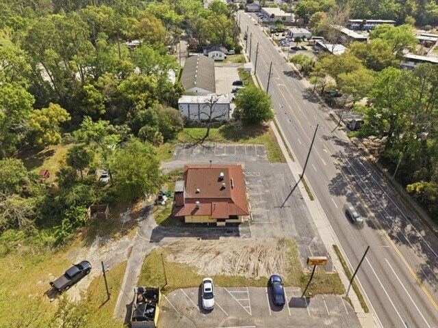More Photos Of 2025 Emerson St, Jacksonville Fast Food For Lease