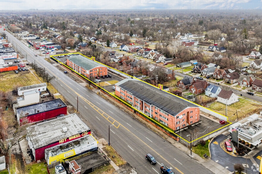 Primary Photo Of 11385 Greenfield Rd, Detroit Multifamily For Sale
