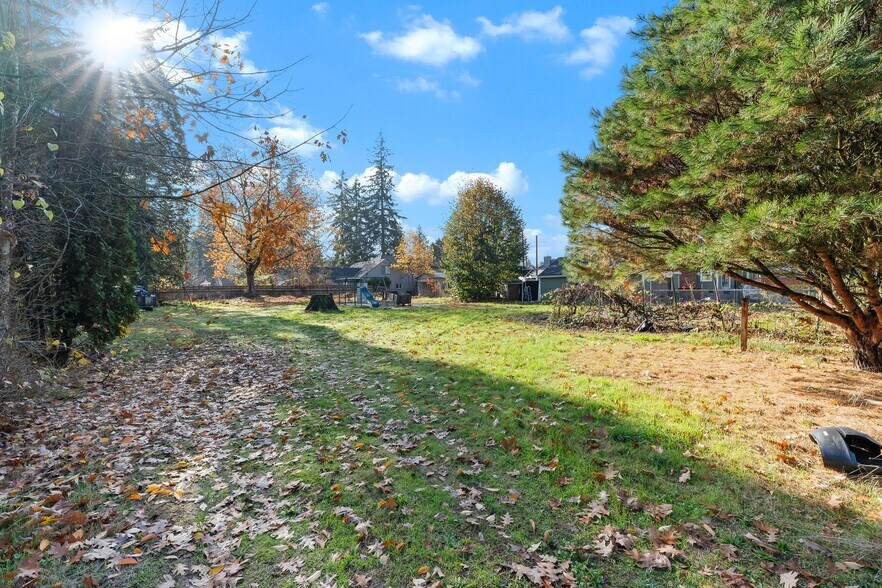 More Photos Of 7010 SE Lamphier St, Milwaukie Land For Sale