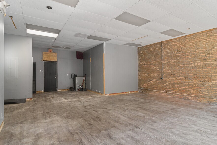 More Photos Of 4407 N Hazel St, Chicago Apartments For Lease