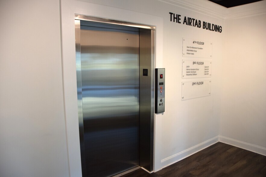 More Photos Of 1016 Clemons St, Jupiter Office For Lease