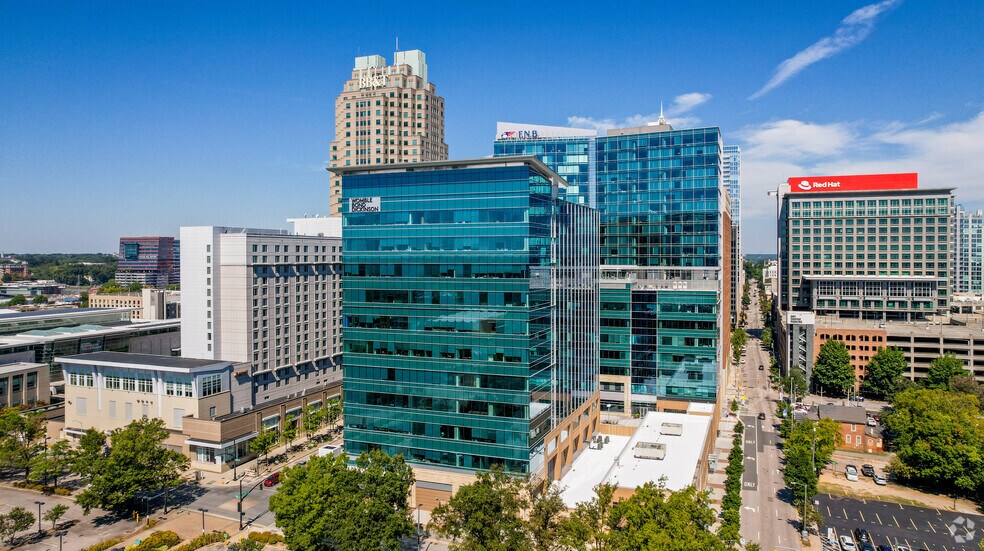 More Photos Of 555 Fayetteville St, Raleigh Coworking Space