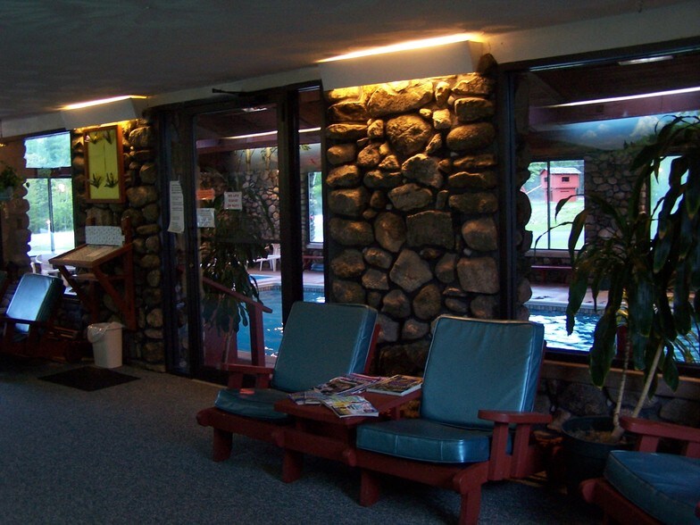 More Photos Of 1132 S Main St, Bryant Pond Hotel For Sale