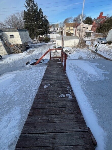 More Photos Of 48 S Kennedy Dr, Mcadoo Apartments For Sale