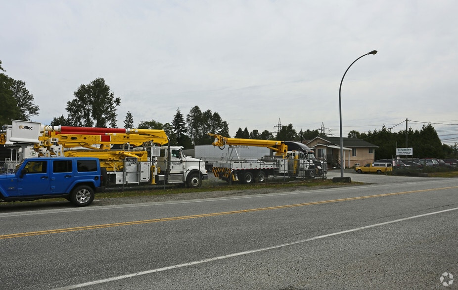 More Photos Of 12345 84 Ave, Surrey Light Distribution For Sale