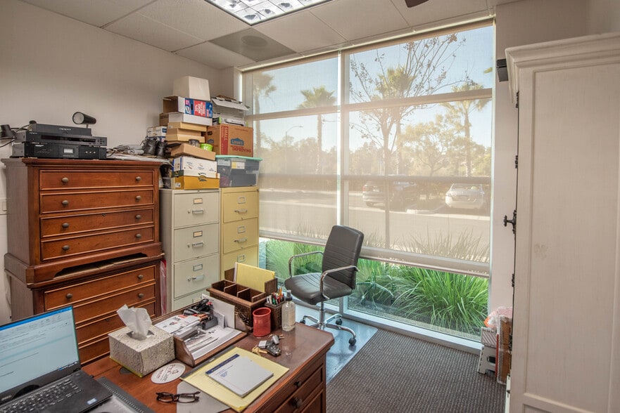 More Photos Of 1678-1692 Ord Way, Oceanside Warehouse For Lease