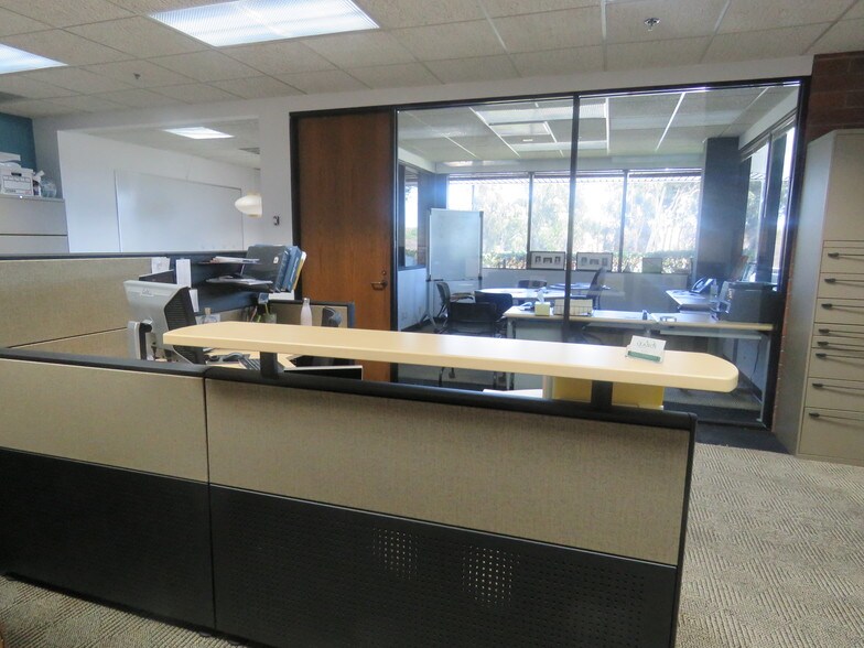 More Photos Of 2280 N University Dr, Newport Beach Office For Lease