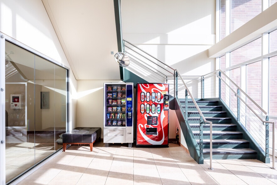 More Photos Of 2244 W 95th St, Naperville Office For Lease