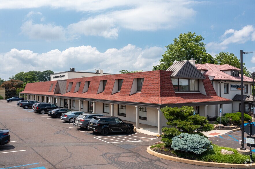 More Photos Of 501-505 Old York Rd, Jenkintown Unknown For Lease