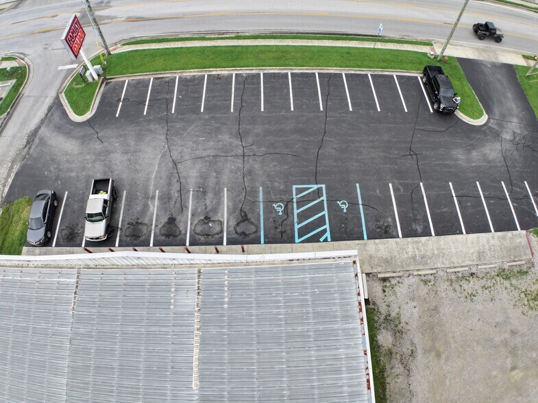 More Photos Of 1016 Winchester Rd, Irvine Freestanding For Lease