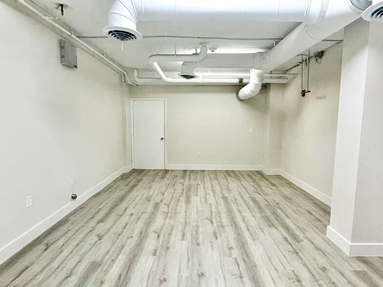 More Photos Of 3339 Virginia St, Coconut Grove Apartments For Lease