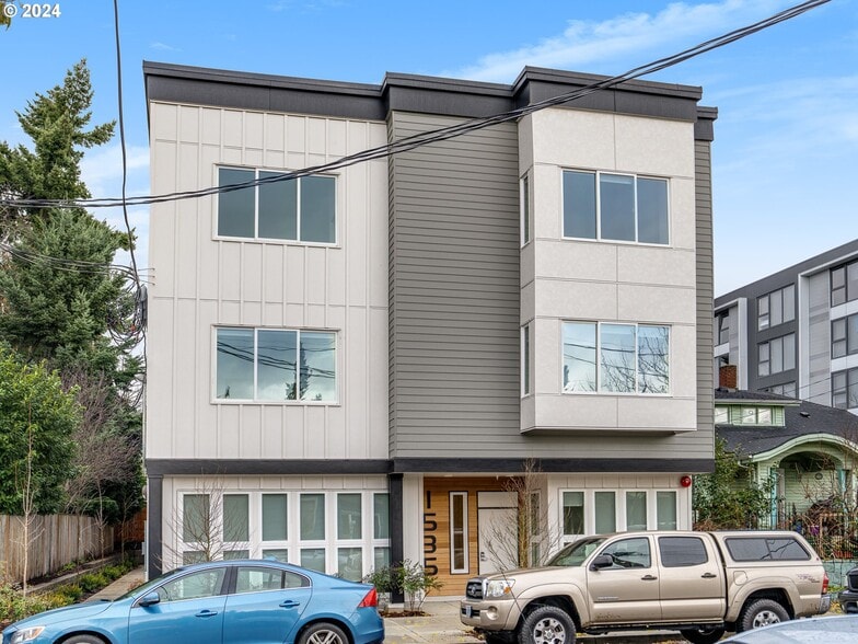 More Photos Of , Portland Multifamily For Sale