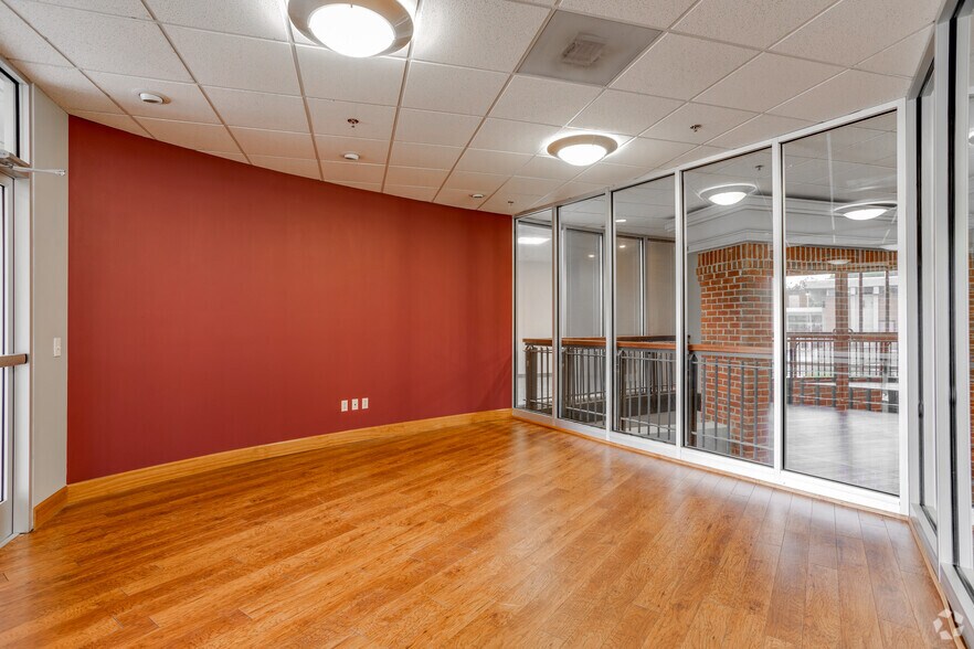 Photo of 2nd Floor Ste 226