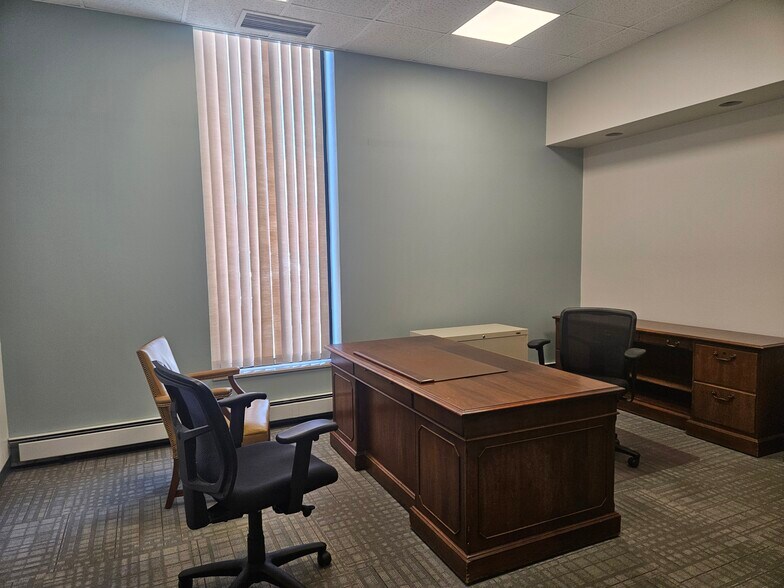 More Photos Of 3265 Main St, Weirton Bank For Sale