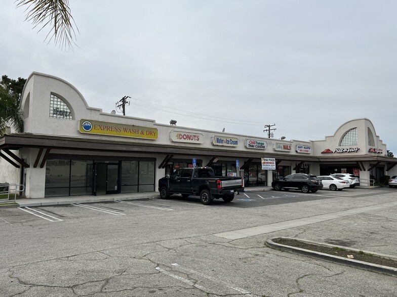 More Photos Of 468-480 E San Bernardino Rd, Covina Freestanding For Lease