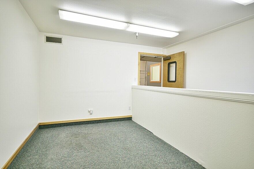 More Photos Of 1744 Forrest Way, Carson City Manufacturing For Sale