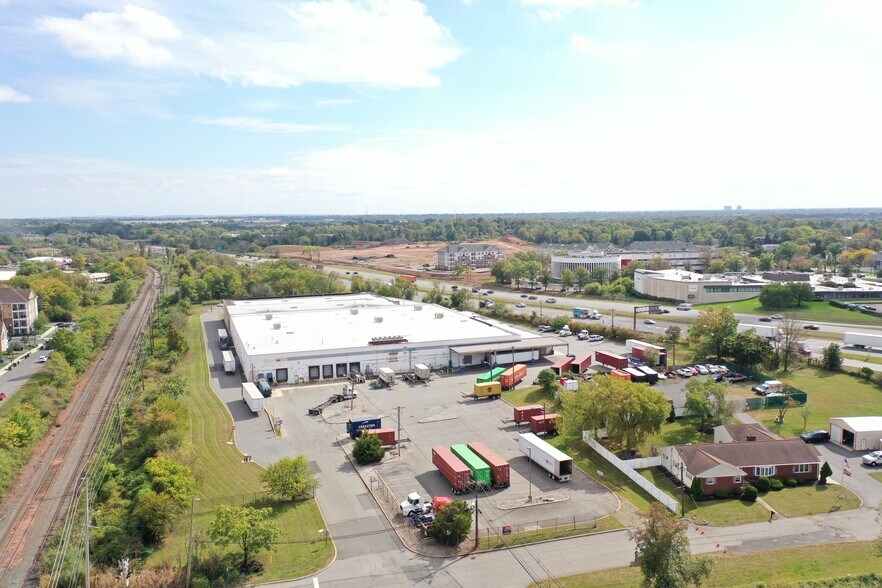 More Photos Of 140 South Ave, South Plainfield Warehouse For Sale