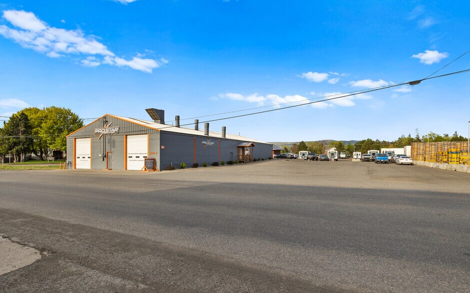 More Photos Of 303 N Wenas St, Ellensburg Service For Lease