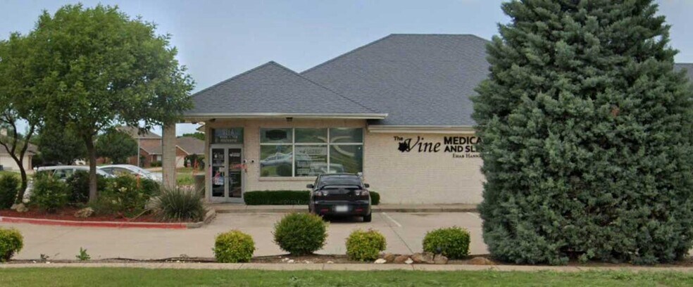 More Photos Of 1661 Eastchase Pkwy, Fort Worth Medical For Lease