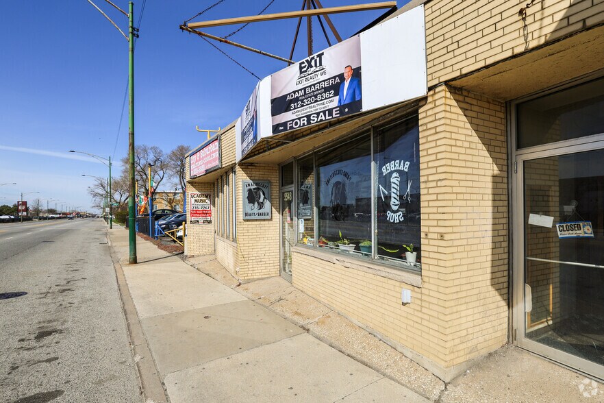 More Photos Of 5546 S Archer Ave, Chicago General Retail For Sale