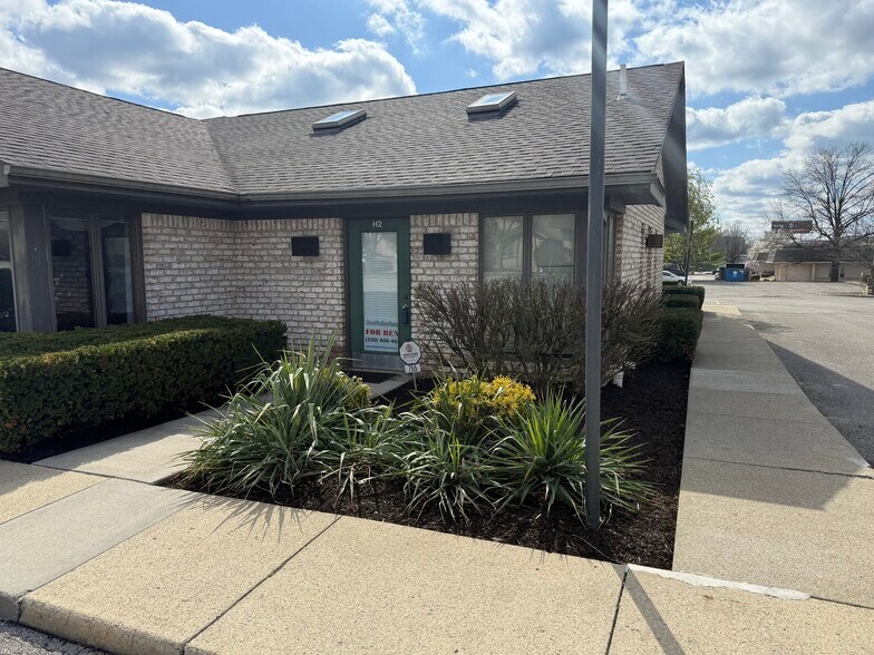 More Photos Of 755 Boardman Canfield Rd, Youngstown Medical For Sale