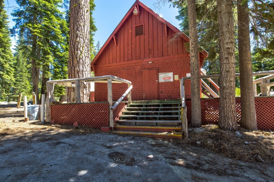 More Photos Of 61011 Cedar Crest Ln, Lakeshore Specialty For Sale