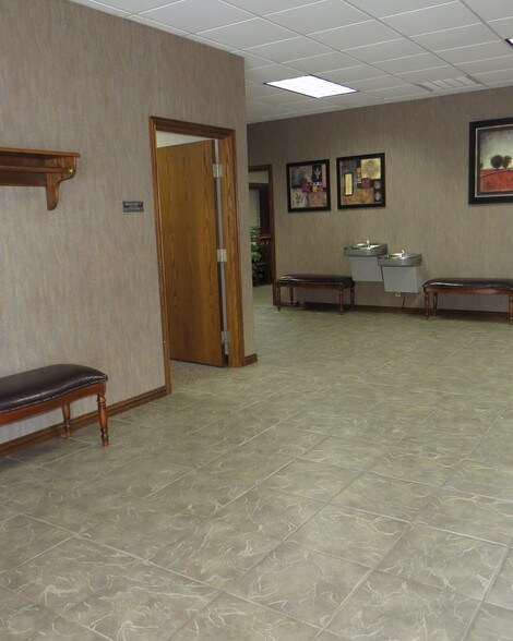 More Photos Of 626 W Main St, Fairfield Lodge Meeting Hall For Lease